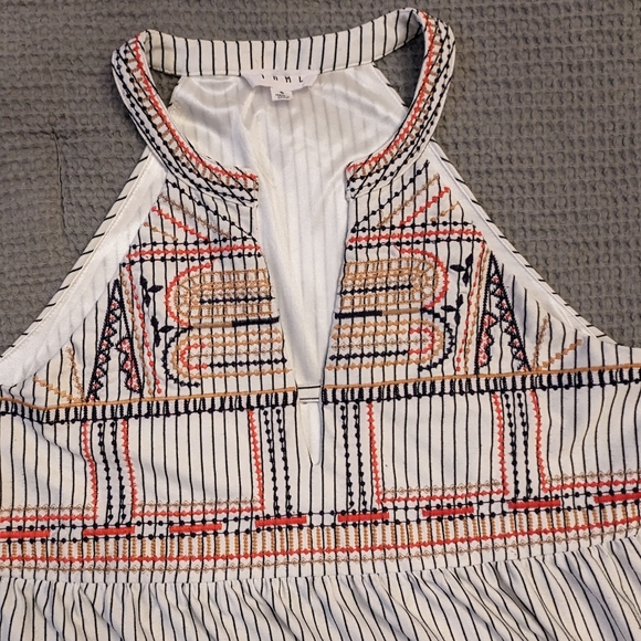 THML Shift Dress - Picture 3 of 6